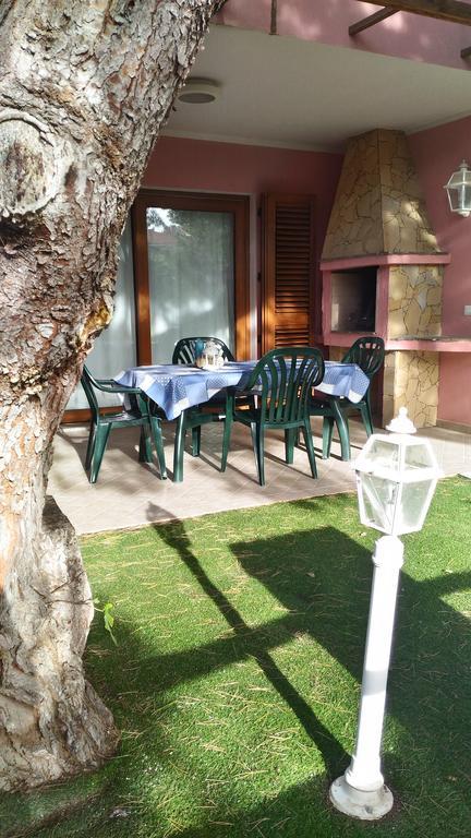 Villa Casa Rubina Porto Pino Esterno foto
